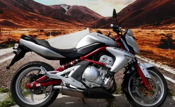 Suzuki GSX600F